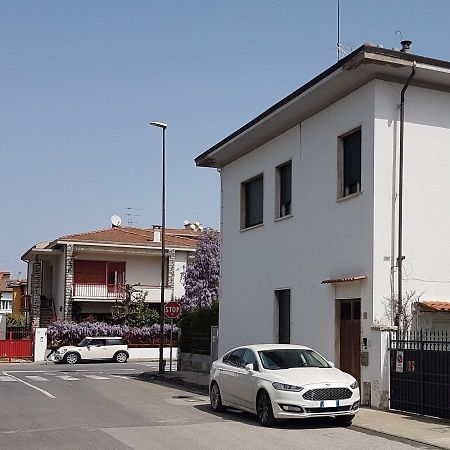 La Coccinella Guest House Pisa Exterior photo