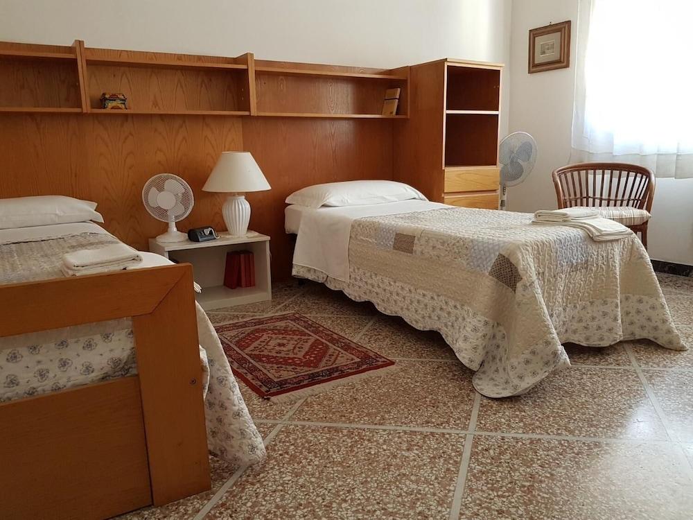 La Coccinella Guest House Pisa Exterior photo